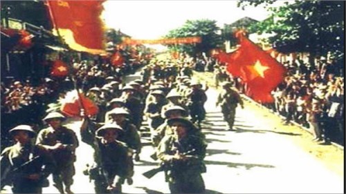 Tuyên truyền kỷ niệm 63 năm Giải phóng Thủ đô (10/10/1954 - 10/10/2017)